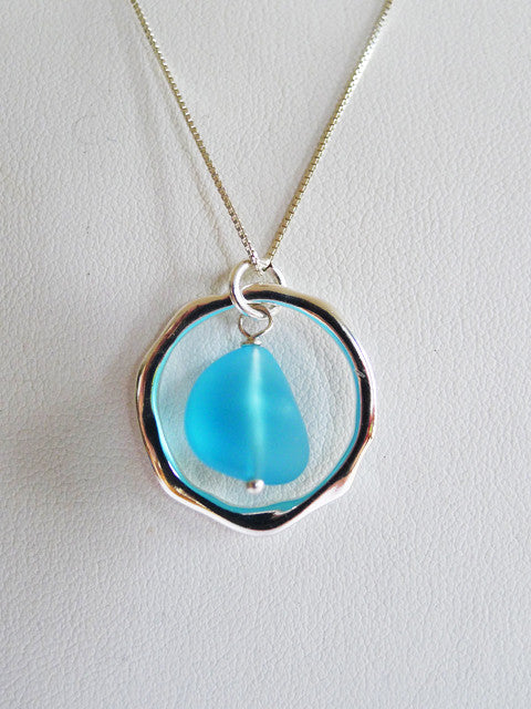 OCEAN WAVES SEAGLASS PENDANT NECKLACE