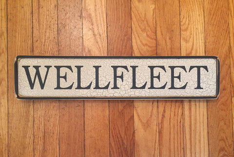 Wellfleet Signs