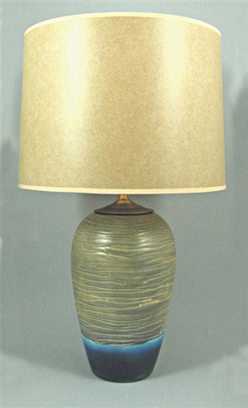 BEACHSTONE TABLE LAMP